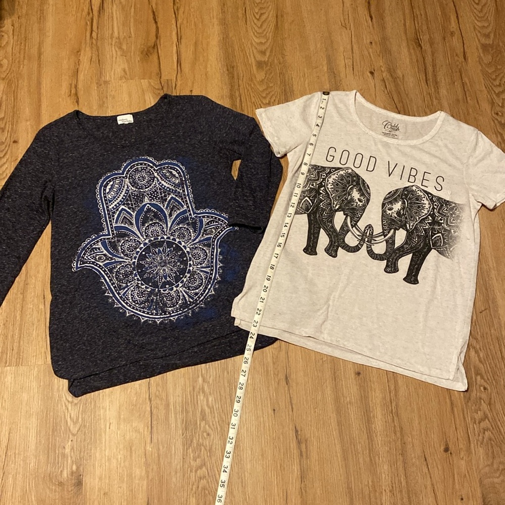 Set of 2 Relaxed/oversized (Pit to pit= 17.5 & 18”) super soft & comfy T-Shirts.